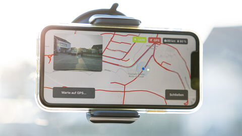 Handy mit Navigation