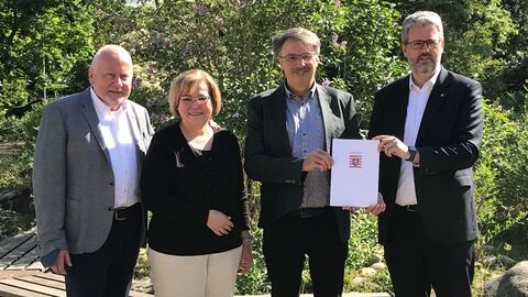 Bescheidübergabe Starke Heimat Hessen Kelsterbach