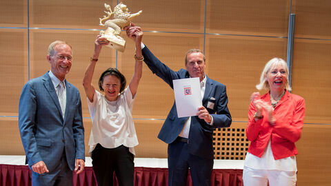 Preisverleihung Hessen smart gemacht - 1. Platz Kategorie Smarte Helfer Projekt "Fit4jobworkshop" Preisverleihung Hessen smart gemacht - 1. Platz Kategorie Smarte Helfer Projekt "Fit4jobworkshop"