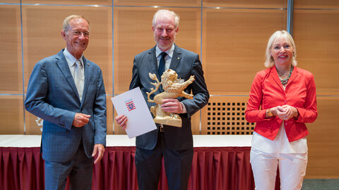 Preisverleihung Hessen smart gemacht - 1. Platz Kategorie Smarte Beteiligung "Beteiligungsplattform für kommunale Bauprojekte", Fränkisch-Crumbach Preisverleihung Hessen smart gemacht - 1. Platz Kategorie Smarte Beteiligung "Beteiligungsplattform für kommunale Bauprojekte", Fränkisch-Crumbach