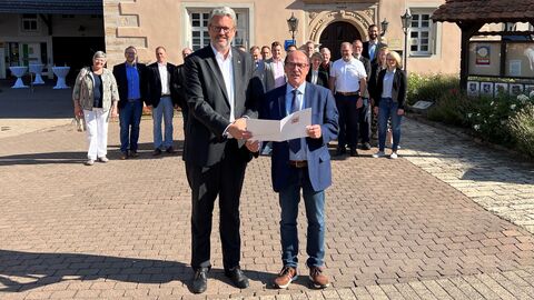 Elf Kommunen im Werra-Meißner-Kreis erhalten Förderung von 575.473 Euro Digitalstaatssekretär Burghardt übergibt die Förderzusage an elf Kommunen im Werra-Meißner-Kreis