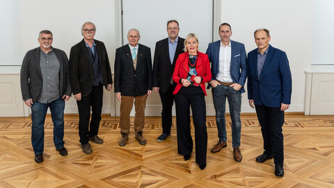 Ehrenamt digitalisiert: Förderung Ehrenamtliche aus dem Landkreis Groß-Gerau Ehrenamt digitalisiert: Förderung Ehrenamtliche aus dem Landkreis Groß-Gerau