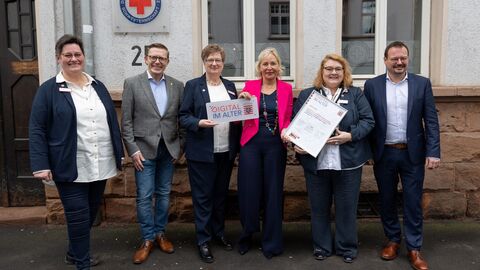 Digitalministerin Sinemus zeichnet DRK-Schwesternschaft Marburg e.V. als Di@-Lotsen-Stützpunkt aus