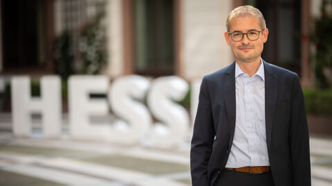 Prof. Dr. Tobias Hack Prof. Dr. Tobias Hack