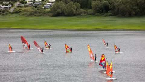 Windsurfer auf dem Edersee. Windsurfer auf dem Edersee.