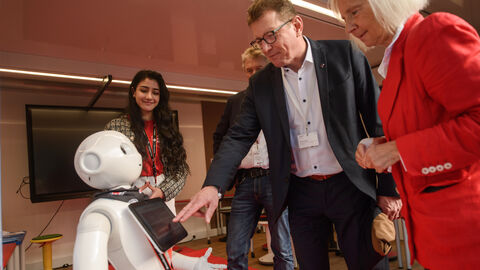 Digitalgipfel 2024 Programm Roßmarkt