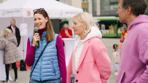 KI-Tour Offenbach, Carolin Wagner, Ministerin Sinemus, Willi Weitzel