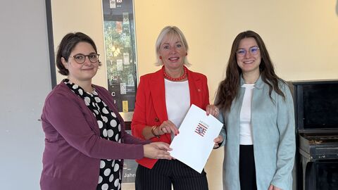 Bescheidübergabe "Ehrenamt digitalisiert!" in Darmstadt Bescheidübergabe "Ehrenamt digitalisiert!" in Darmstadt