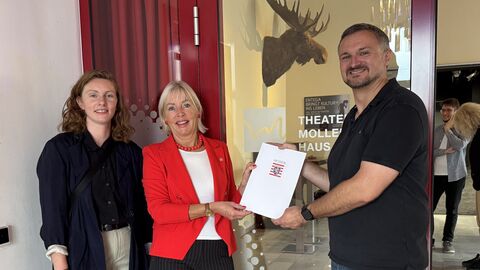Bescheidübergabe "Ehrenamt digitalisiert!" in Darmstadt Bescheidübergabe "Ehrenamt digitalisiert!" in Darmstadt